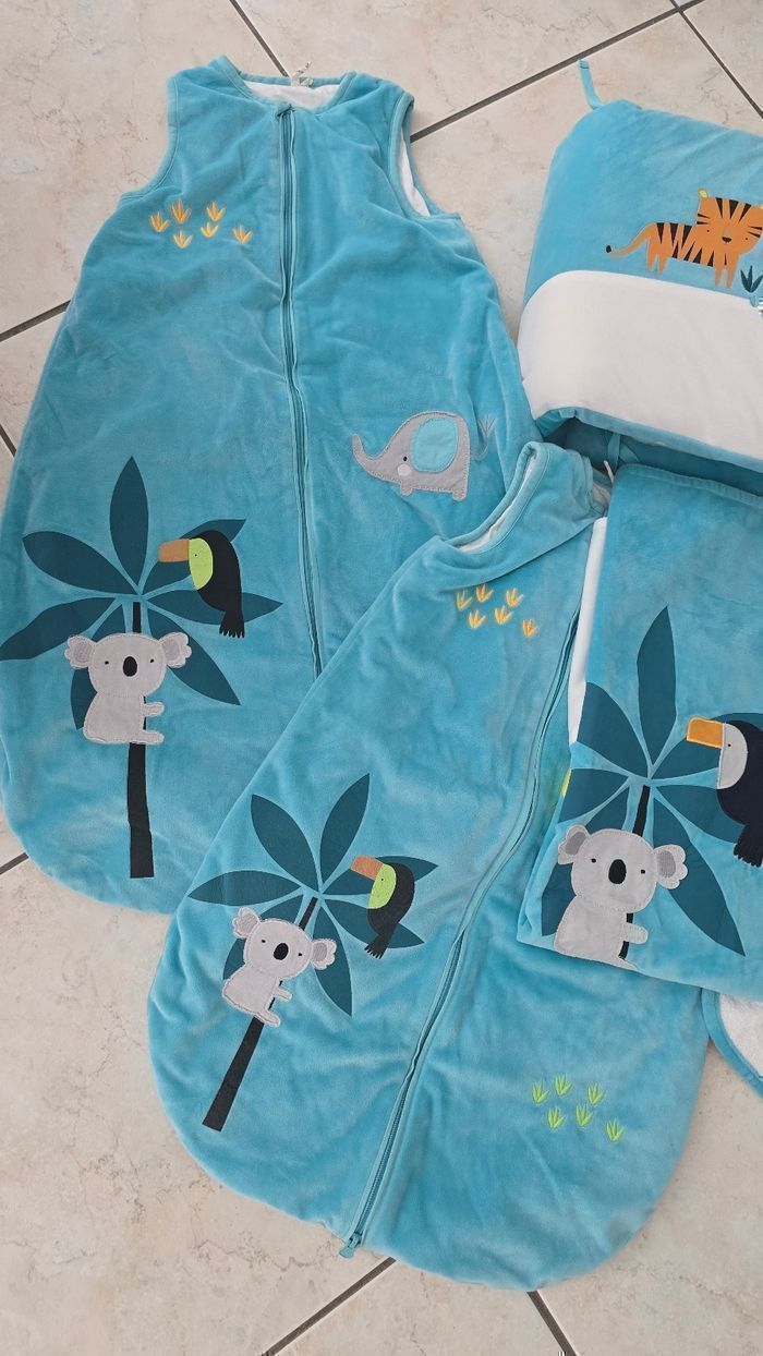 NEUFS 🎁🎁magnifique  LOT TRES COMPLET  tour de lit , deux Gigoteuses T 1 et 2,  plaid, housse pour matelas à langer, jeu   spirale (de quoi faire une  superbe chambre) 🤩👌👌🎉🎉 - photo numéro 3