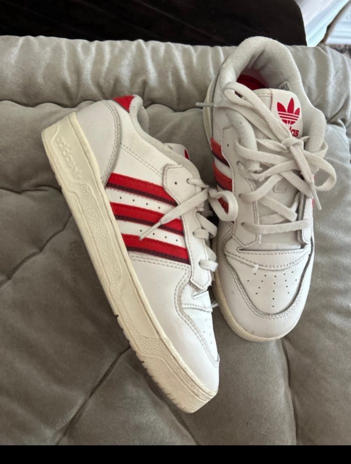 Baskets 35 - photo numéro 2