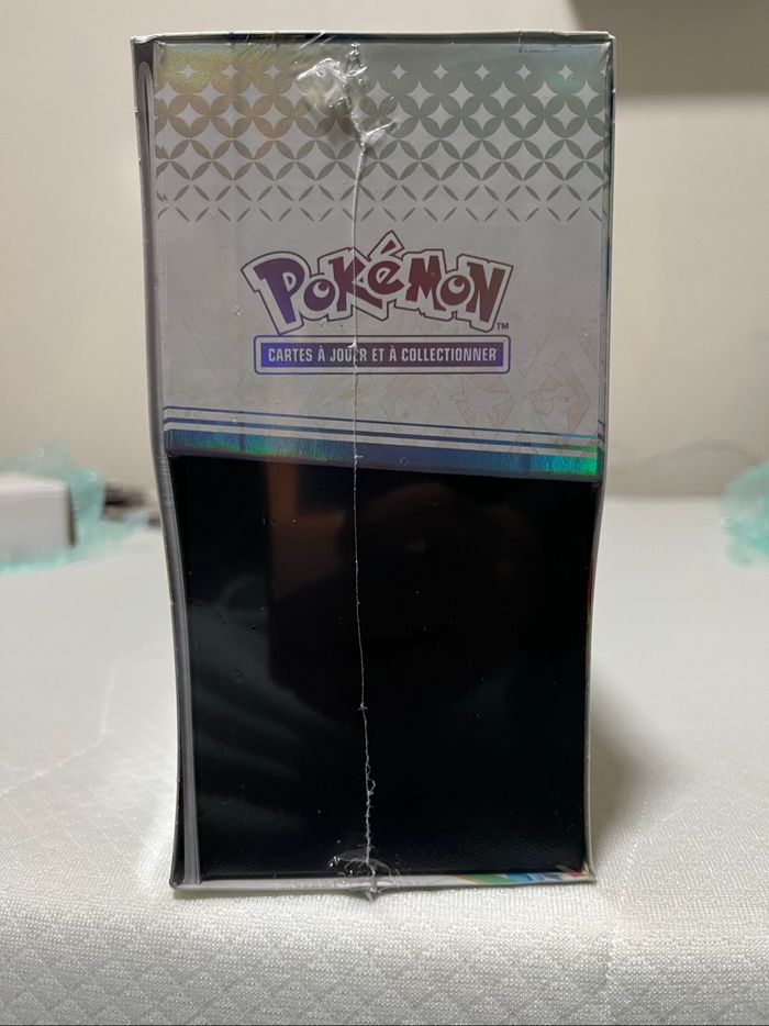 Pokemon ETB 8.5 Évolution Prismatique - photo numéro 3