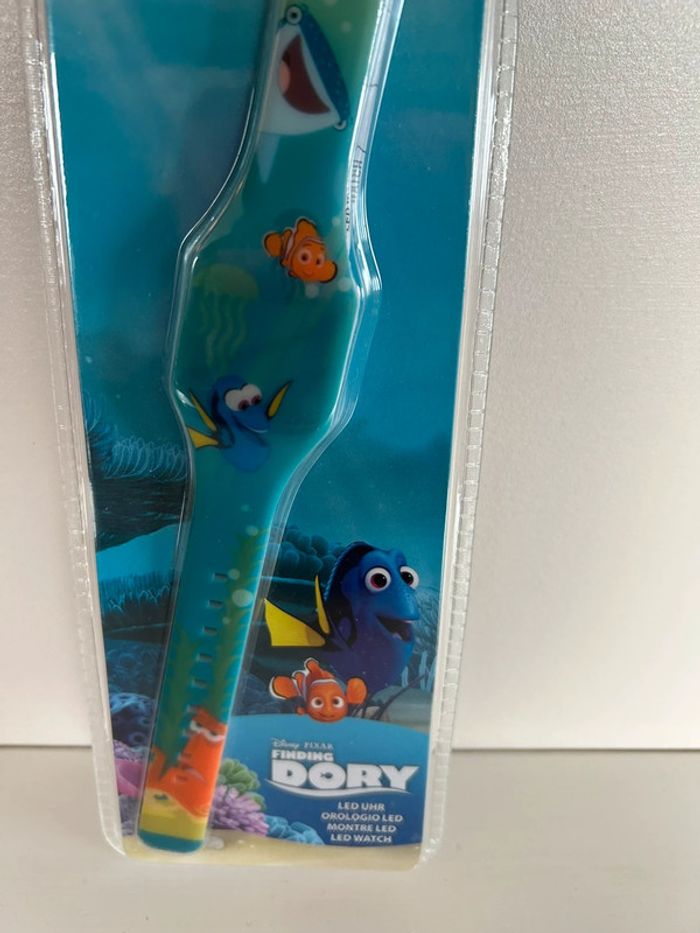 Disney Nemo & Dory Montre/Watch L.E.D ( neuf sous Blister) - photo numéro 3