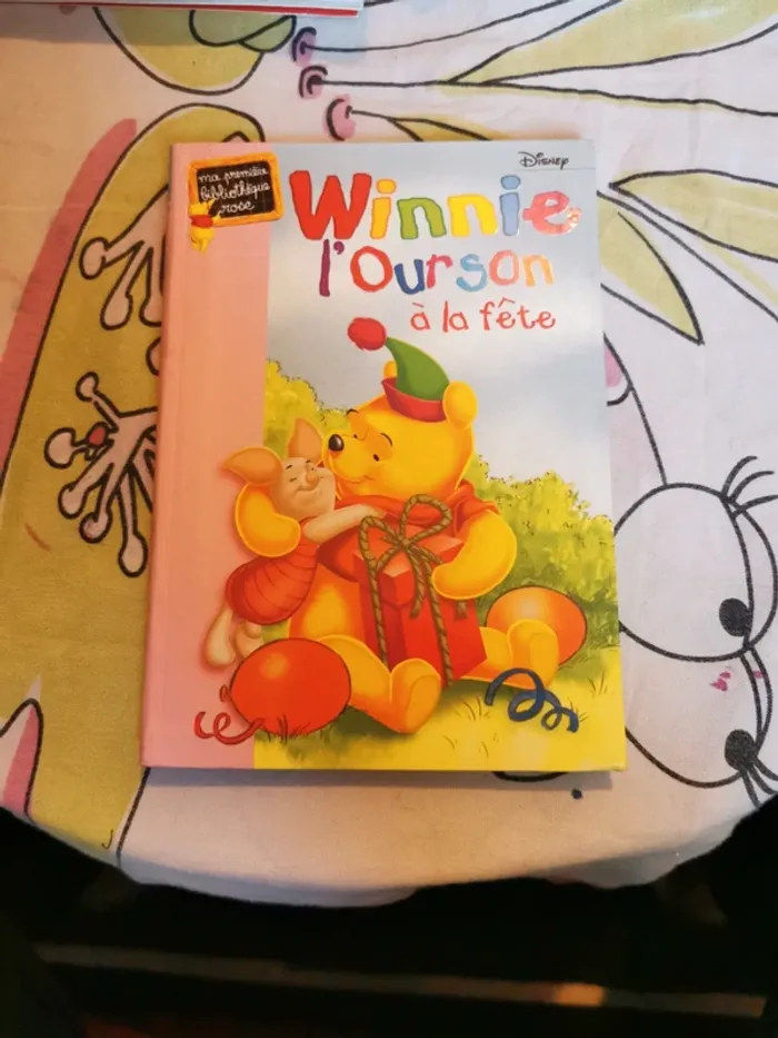 Livre Winnie L'ourson à la fête