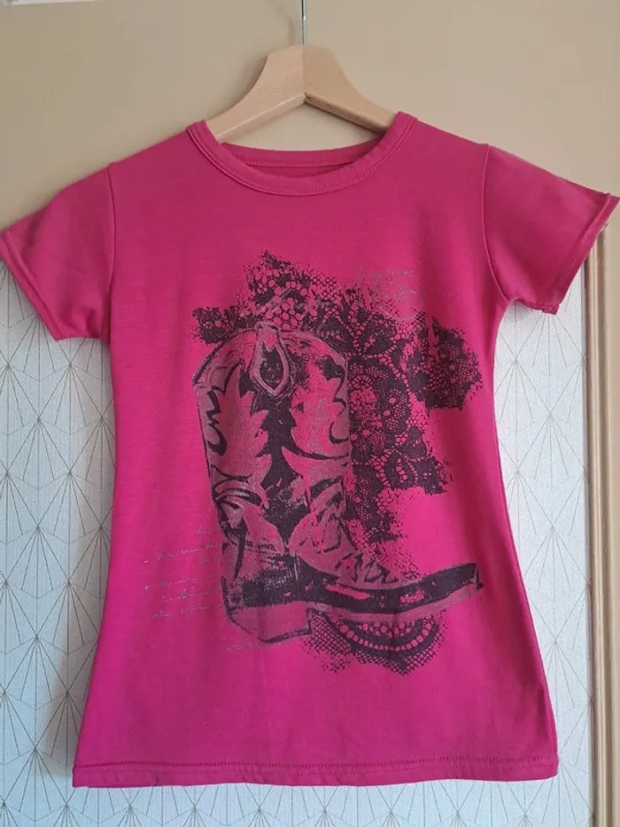 Superbe t-shirt fille rose tbe 14 ans