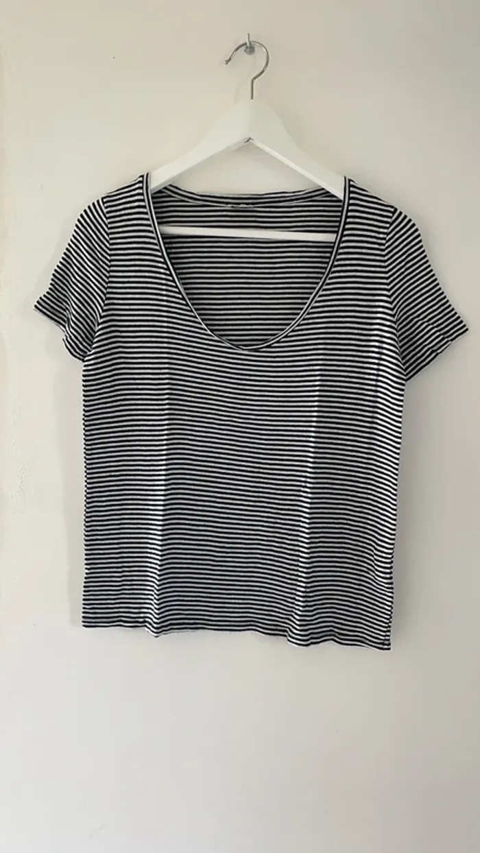 Tee shirt