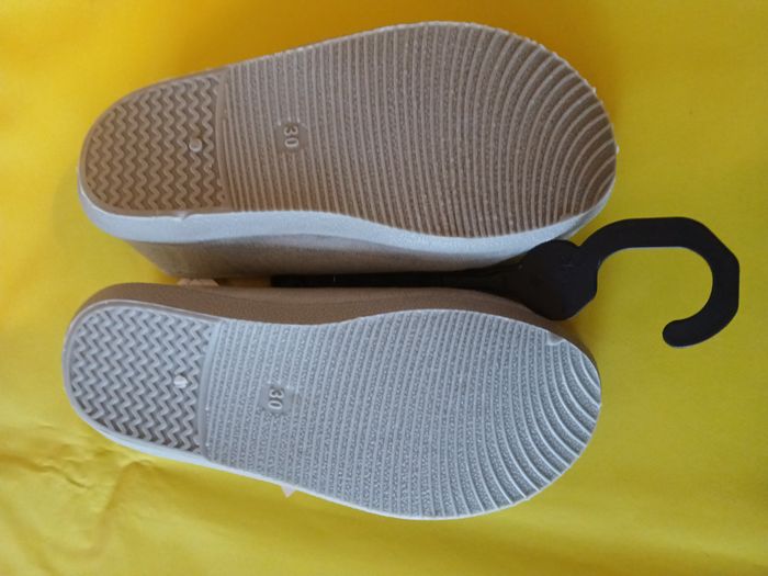 chaussons fille souris grise 30 - photo numéro 2