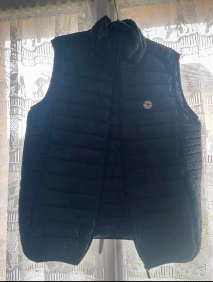 Manteau sans manches