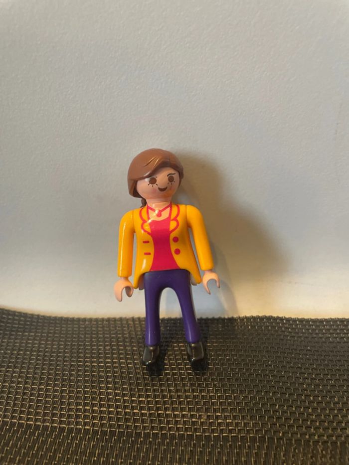 Playmobil figurine femme brune pantalon violet maison 3965 pièces détachées