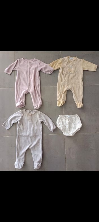 Lot de pyjamas bébé fille en 3 mois + bloomer Jacadi neuf