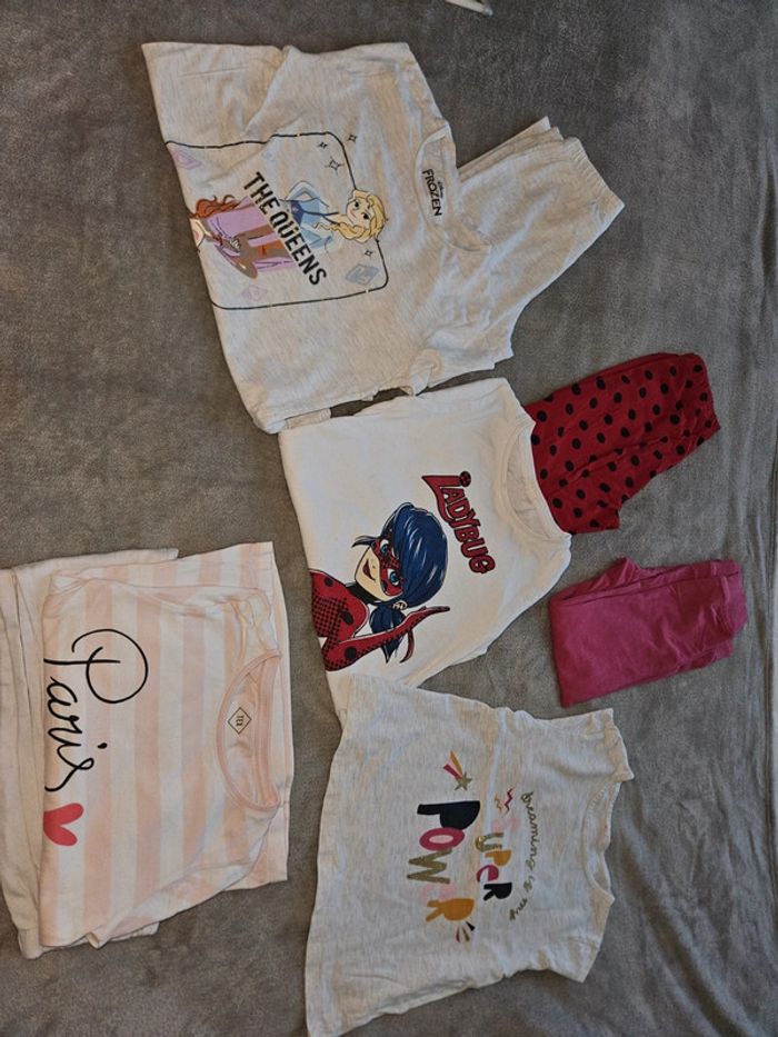 Lot pyjamas printemps été 5-6 ans