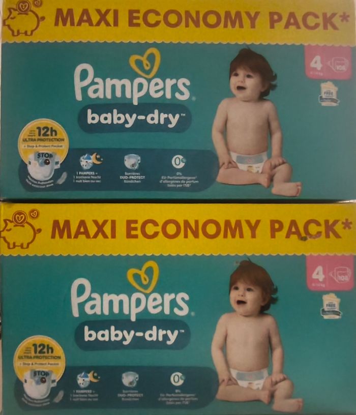 Couches Pampers