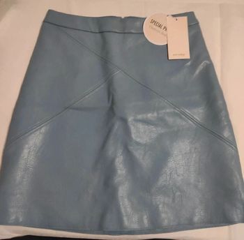 Jupe couleur bleu-gris en similicuir pour femme taille XS ou 34, Orsay