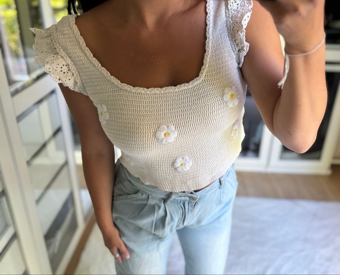 Top crochet blanc avec fleurs brodées bohème - photo numéro 2
