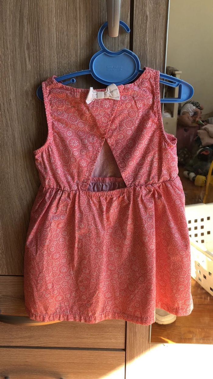 Robe. - photo numéro 3