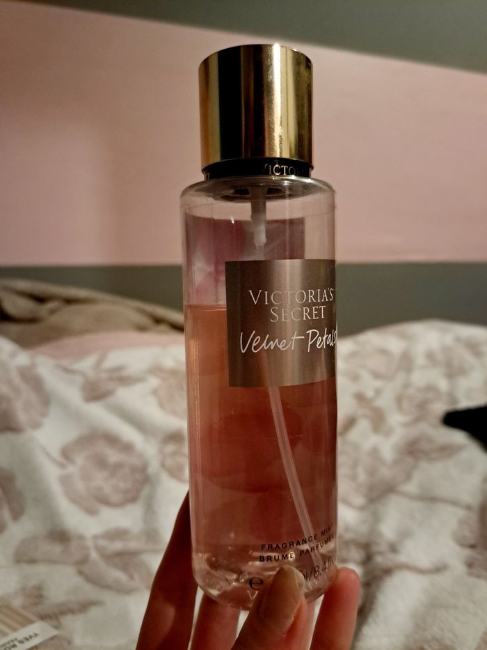 Lot de 2 Brumes corporelles parfumées Victoria's Secret - photo numéro 4