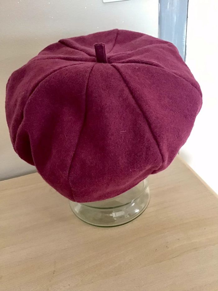 Béret 50 %laine couleur violet taille 8/12 ans - photo numéro 3