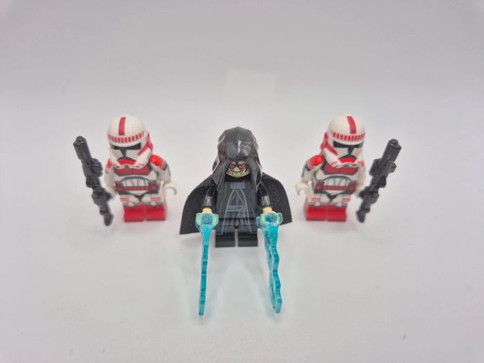 Figurines type lego Sith Palpatine avec 2 stormtroopers / clones de Coruscante star wars - photo numéro 5