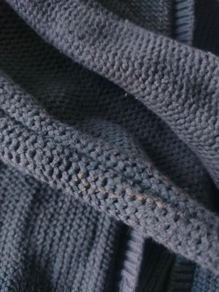 Gilet gris quelque tâche voir photo - photo numéro 4