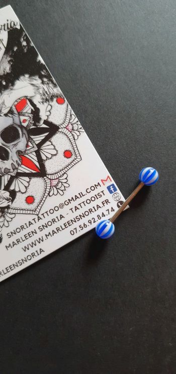 Piercing langue ou téton neuf