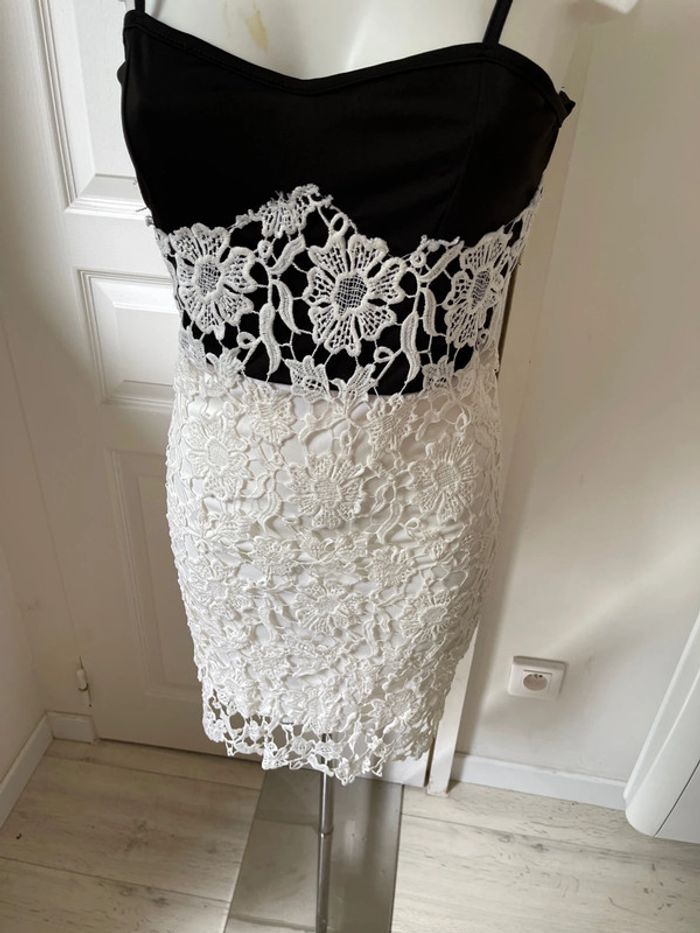 Robe effet dentelle - photo numéro 6
