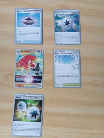 5 cartes Pokémon pour les collectionneurs