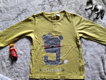 Haut manches longues taille 18 mois