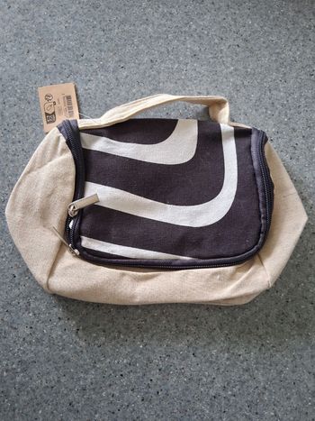 Trousse de toilette tissu neuf