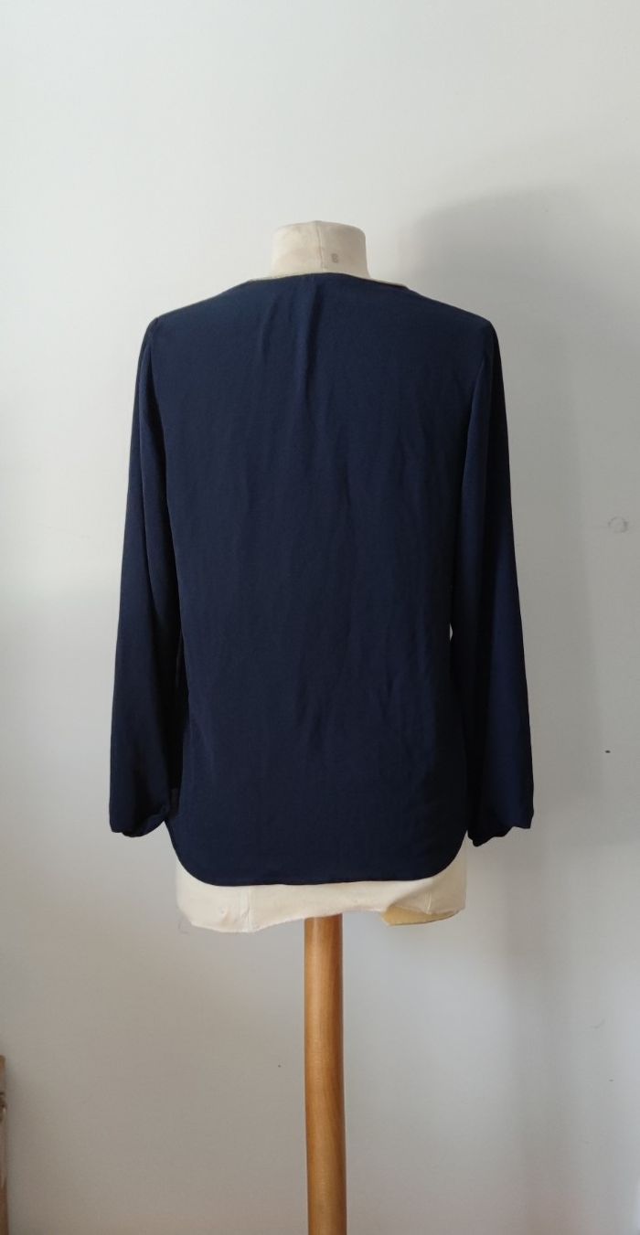 Haut Cache Cache femme taille S Bleu marine Manches longues Encolure V Bon état Chic fluide - photo numéro 2