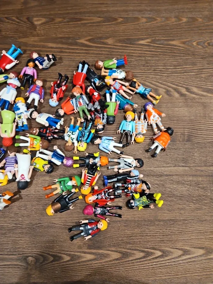 50 personnages playmobil - photo numéro 2
