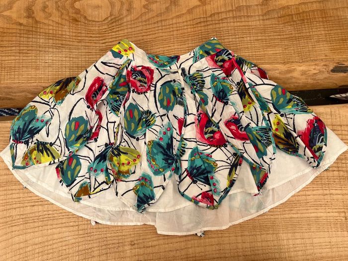 Jupe été catimini 10 ans à fleurs blanche papillon - photo numéro 2