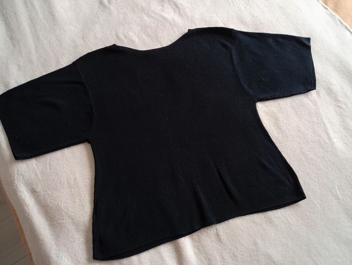 Haut noir en maille. Uniqlo 40 - photo numéro 10