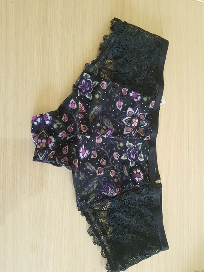 Culotte imprime et dentelle taille M - photo numéro 2