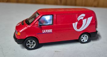 Hongwell Cararama VW T5 Postal trinationnale rare La Poste / De Post / Österreichische Post 1/43
