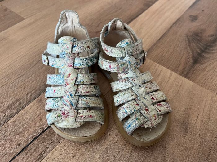 Chaussure taille 21 - photo numéro 2