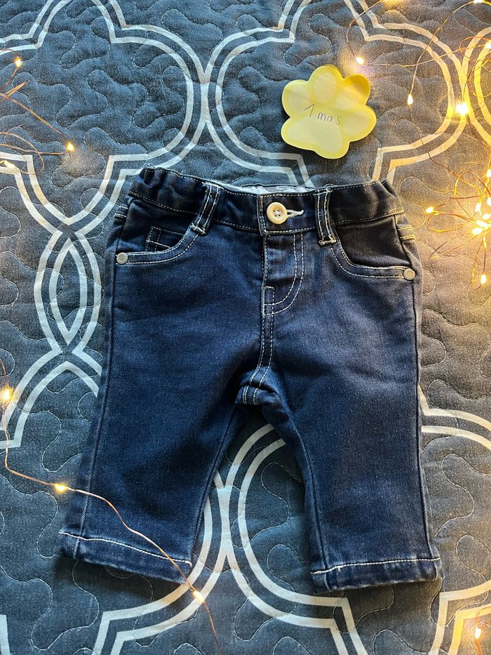 Lot de 2 Jeans 1 mois marque chicco - photo numéro 2