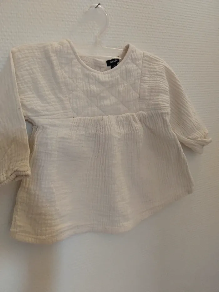 Chemise fille 6mois neuf - photo numéro 2