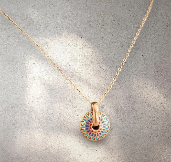 Parrure de bijoux collier et boucles d'oreille assortis neuf - photo numéro 5