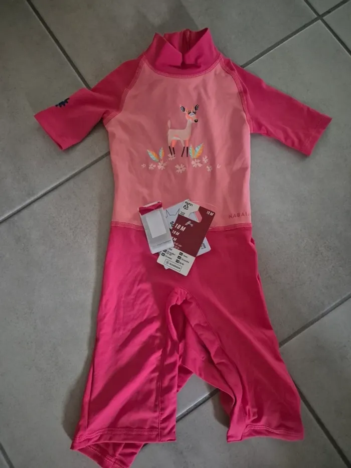 Combinaison nage décathlon neuve