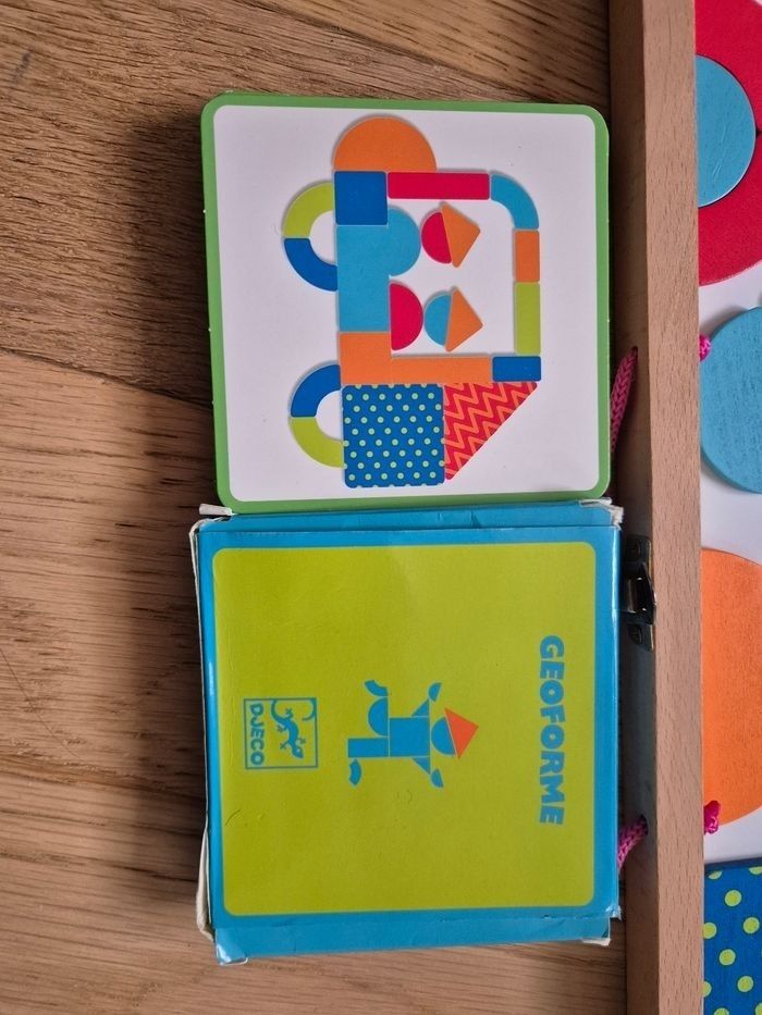 Mallette geoforme Djeco Oxybul, TBE 🟣 - photo numéro 5