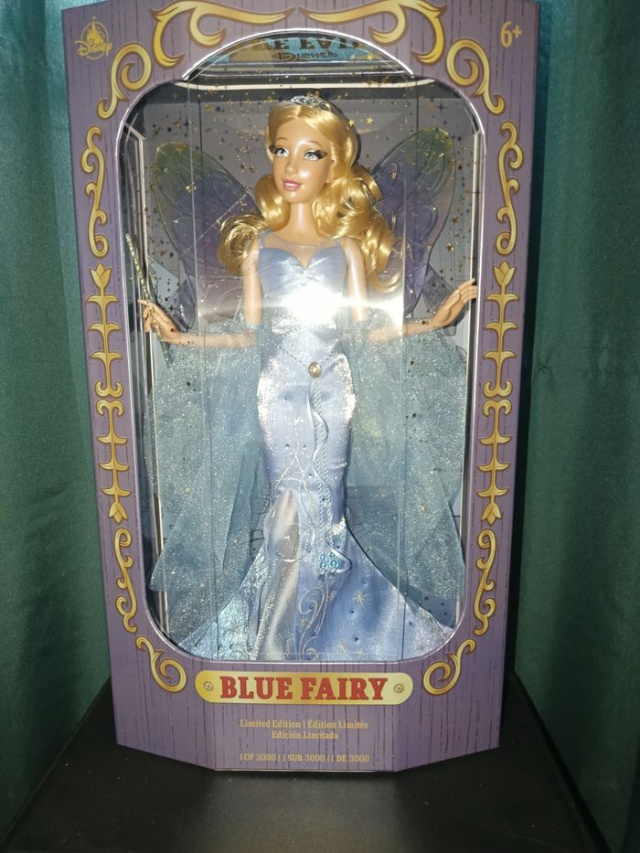 Poupée Disney en édition limitée la fée bleue - photo numéro 2