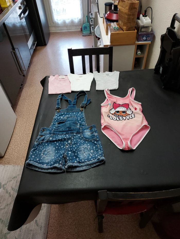 Lot de 21 vêtements été fille 6 ans