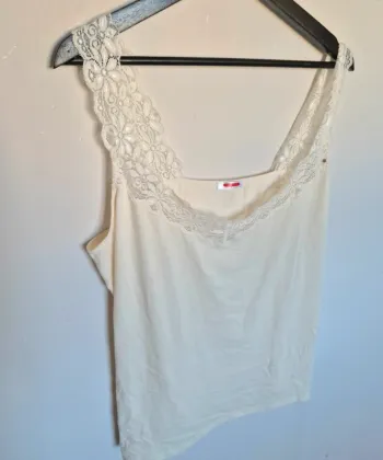 Débardeur Damart taille XL