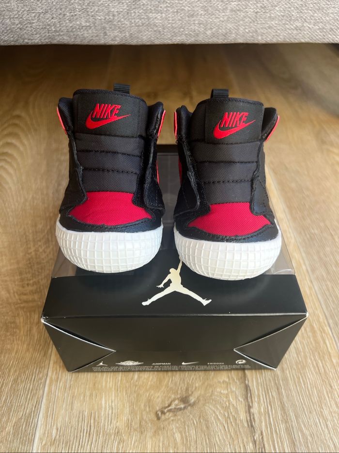 Nike Air Jordan 1 Crib bootie Taille 17 Neuf - photo numéro 2