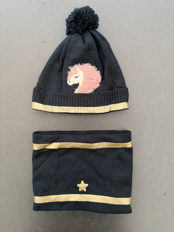 Ensemble bonnet et tour de cou