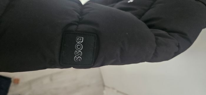 Doudoune Boss authentique - photo numéro 3