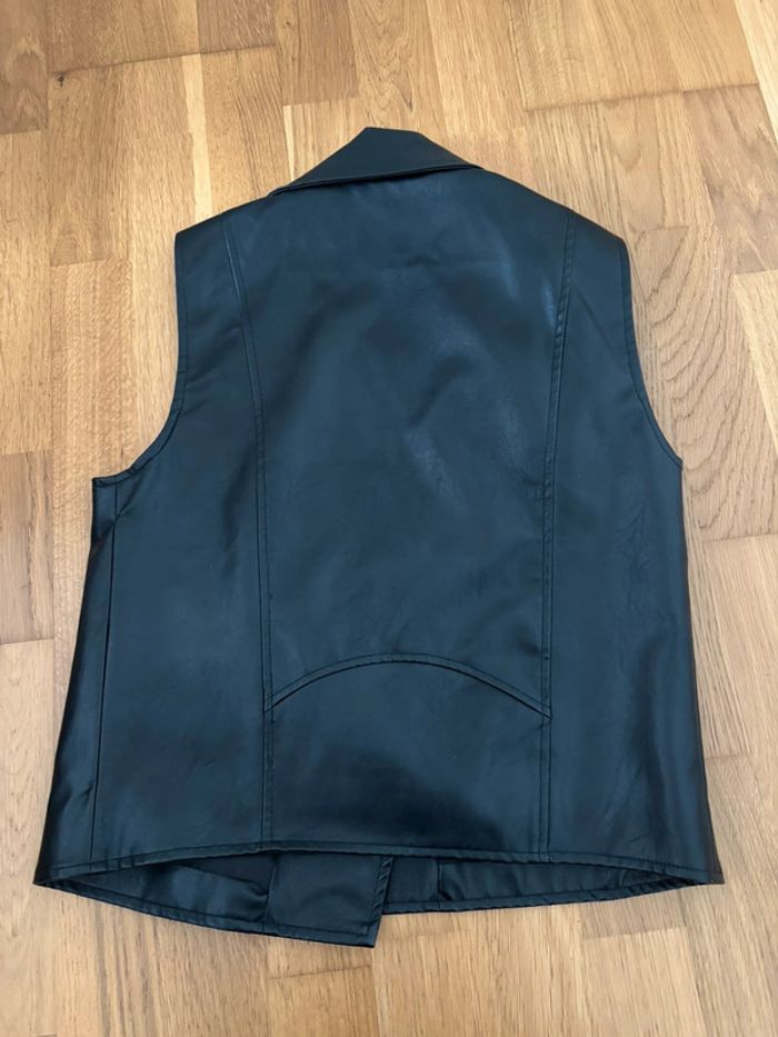 Veste en cuir sans manche - photo numéro 6