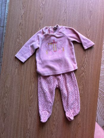 Pyjama fille 2 pièces / 6 mois