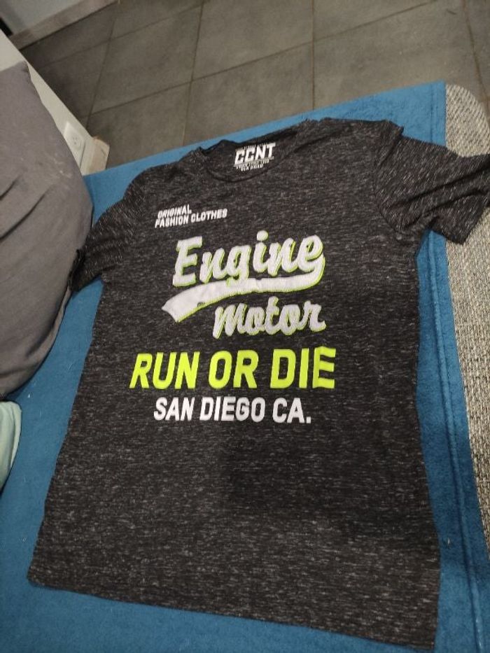 T-shirt taille L