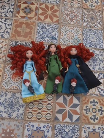 Poupées Brave Mini doll set Poupée Mérida Rebelle Elinor et frères de Rebelle Disney