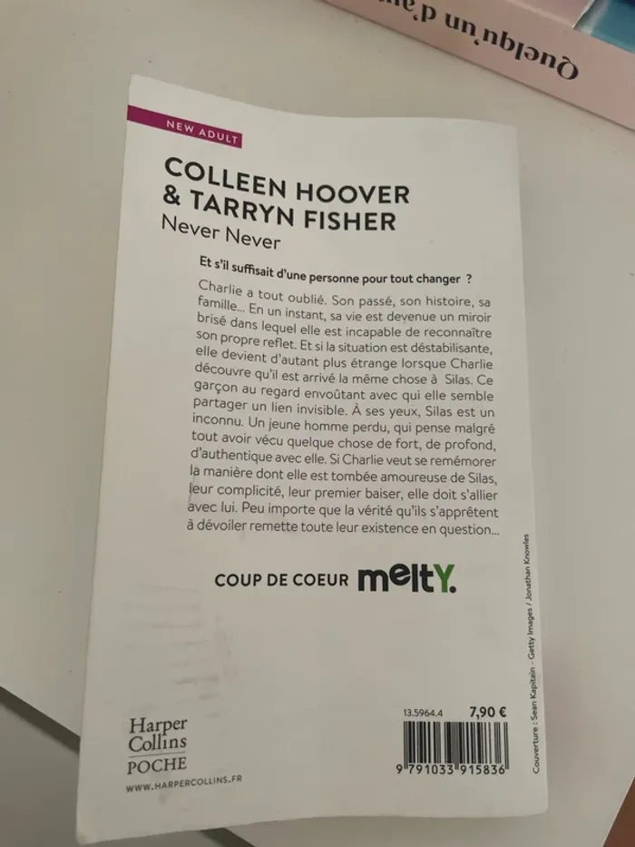 Livre Colleen Hoover Never Never - photo numéro 2