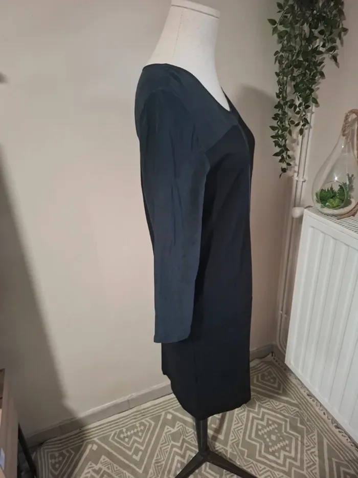 Robe T40 - photo numéro 2