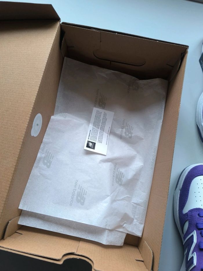 Baskets New Balance 480 violette pointure 39.5 neuves avec boîte - photo numéro 10